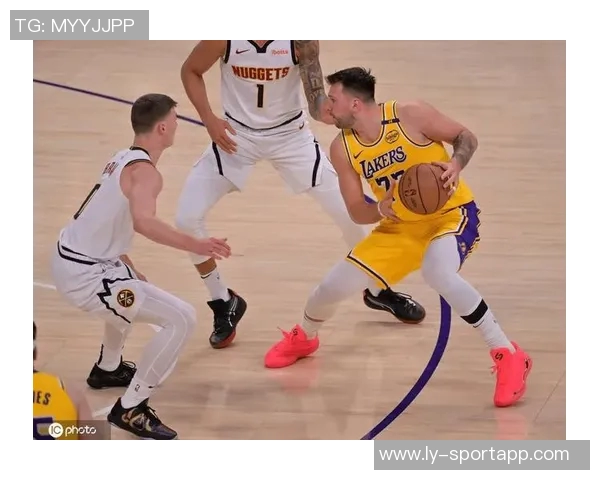 湖人防守漏洞显露LBJ面临雷霆与掘金挑战从未如此艰难