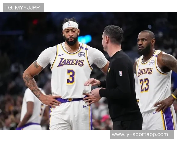 克莱伯为湖人征战经历尚浅常规赛未出场仅参与季后赛与季前赛